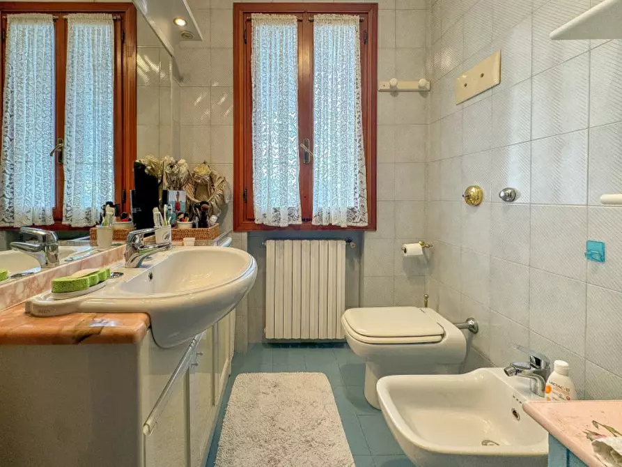 Immagine 13 di Casa bifamiliare in vendita  a Stra