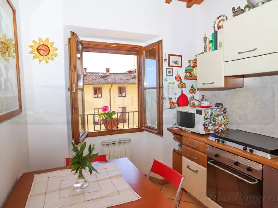 Immagine 17 di Appartamento in vendita  in La Poggerina a Figline E Incisa Valdarno