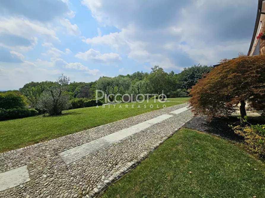 Immagine 3 di Villa in vendita  in via San Martino a Cornuda