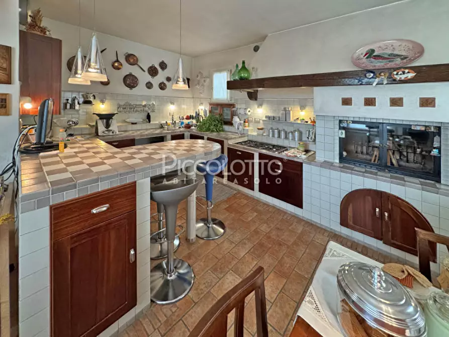 Immagine 7 di Villa in vendita  in via San Martino a Cornuda