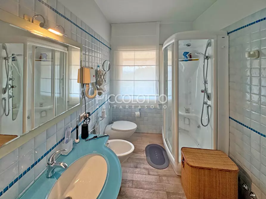 Immagine 15 di Villa in vendita  in via San Martino a Cornuda