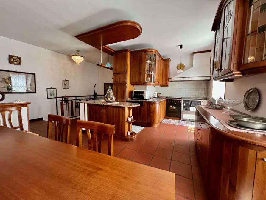 Immagine 21 di Villa in vendita  in piazza t. Sontacchi a Trento