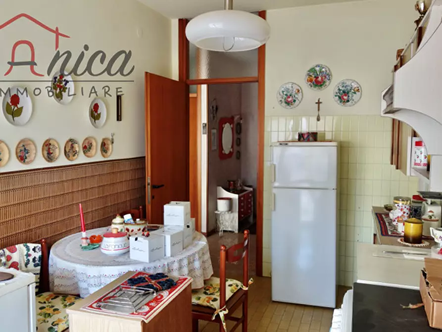 Immagine 3 di Appartamento in vendita  in Via San Bartolameo a Trento