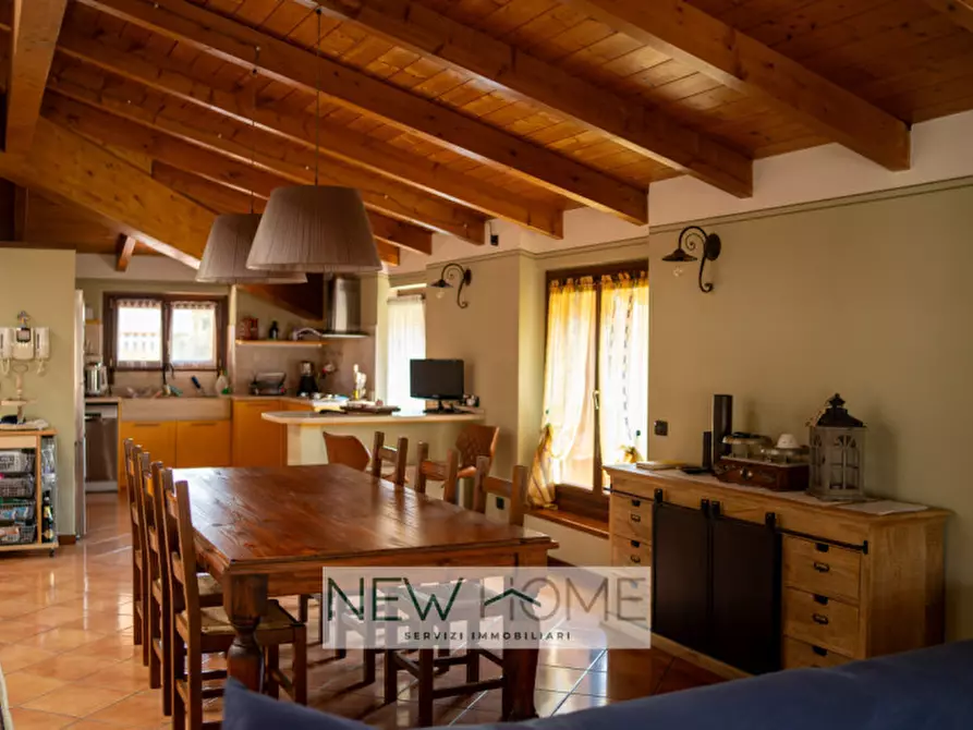 Immagine 12 di Casa bifamiliare in vendita  in via Alfonsine 3 a Verona