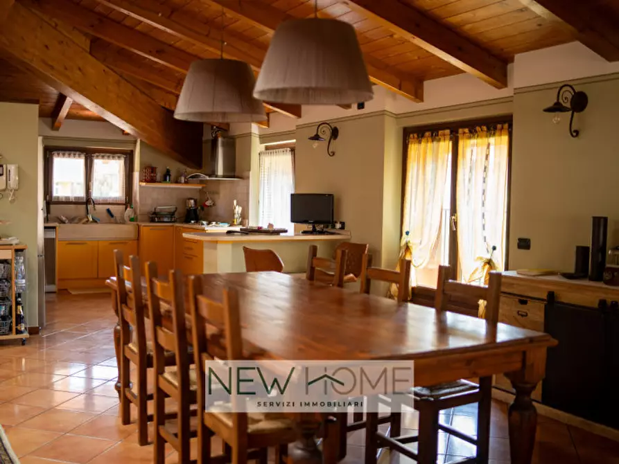 Immagine 13 di Casa bifamiliare in vendita  in via Alfonsine 3 a Verona