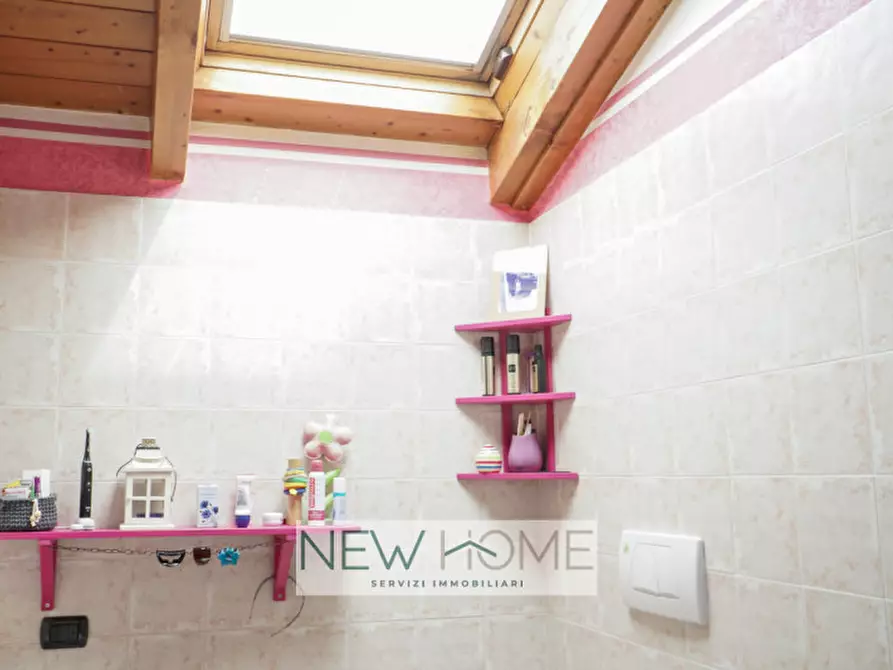 Immagine 76 di Casa bifamiliare in vendita  in via Alfonsine 3 a Verona