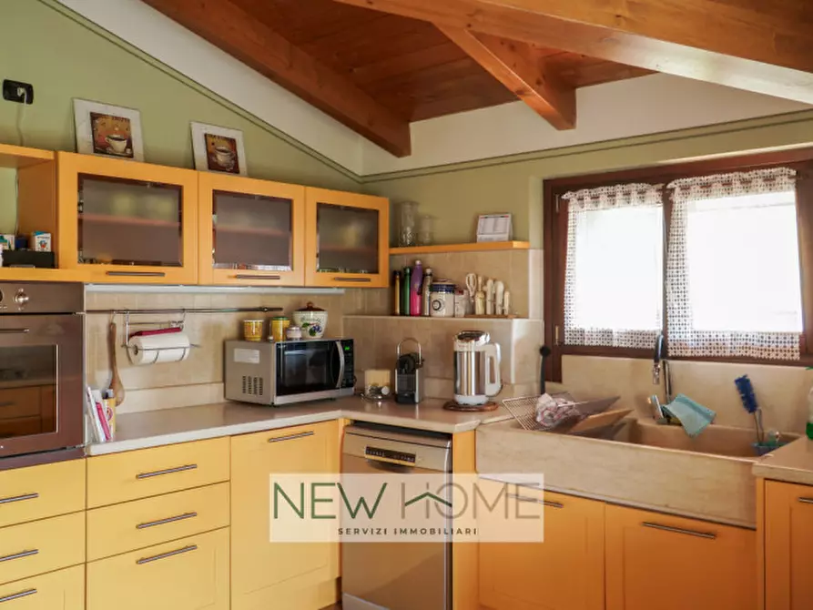 Immagine 83 di Casa bifamiliare in vendita  in via Alfonsine 3 a Verona