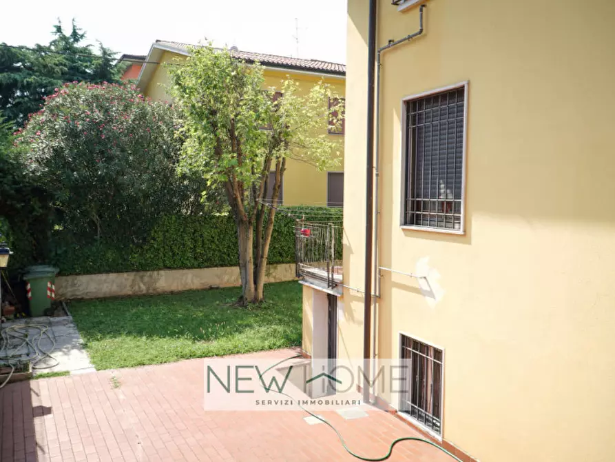 Immagine 88 di Casa bifamiliare in vendita  in via Alfonsine 3 a Verona