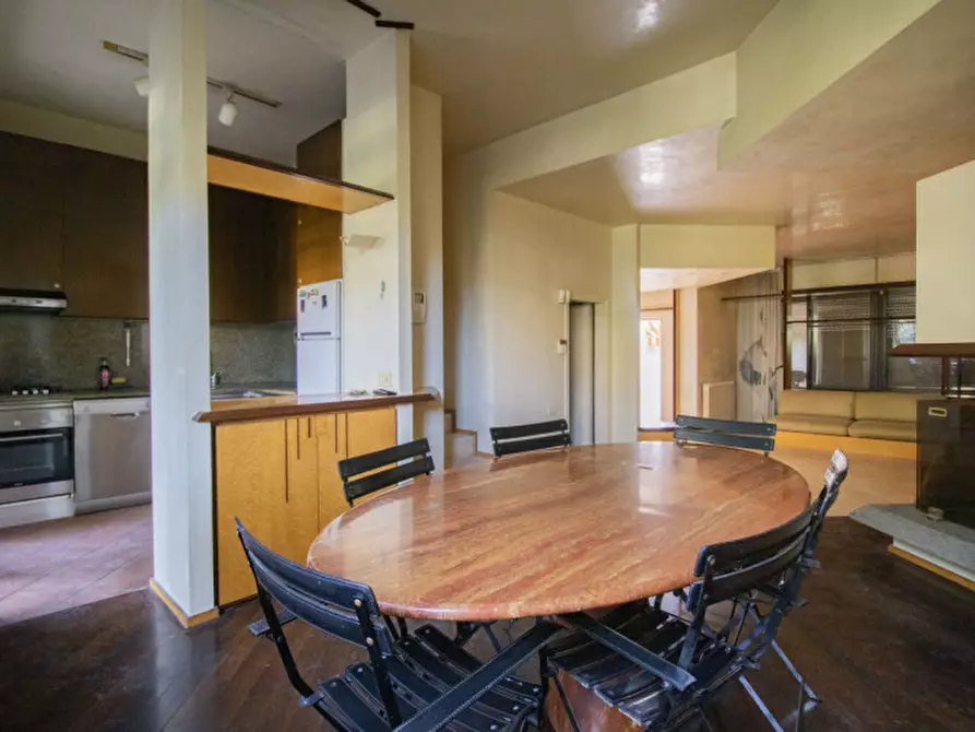 Immagine 8 di Villetta a schiera in vendita  a Prato