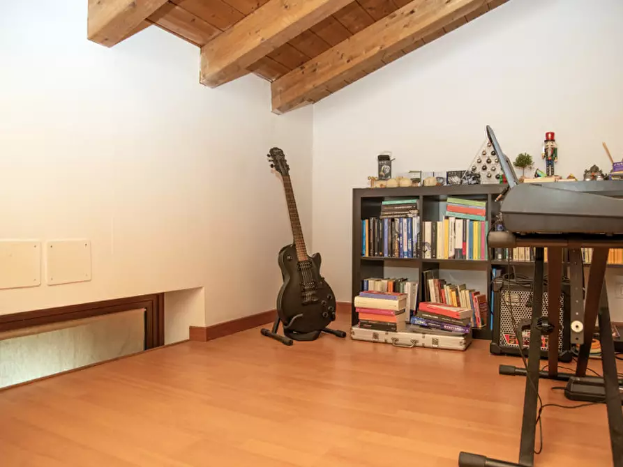 Immagine 12 di Villetta a schiera in vendita  in Via Scuderlando a Verona