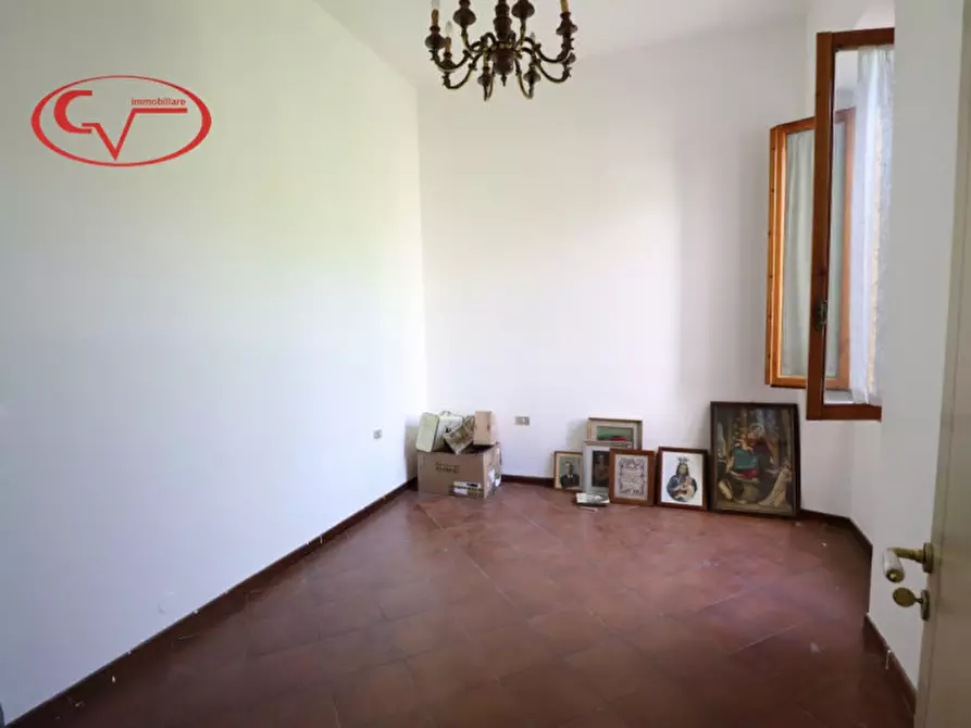 Immagine 11 di Appartamento in vendita  a Montevarchi