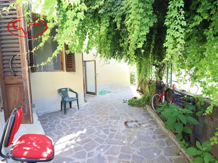 Immagine 19 di Appartamento in vendita  a Montevarchi