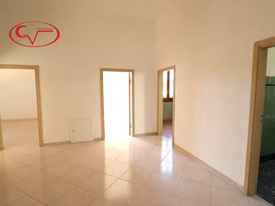 Immagine 15 di Appartamento in vendita  a Montevarchi