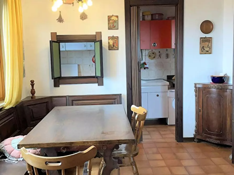 Immagine 2 di Appartamento in vendita  in Via dei a Viola