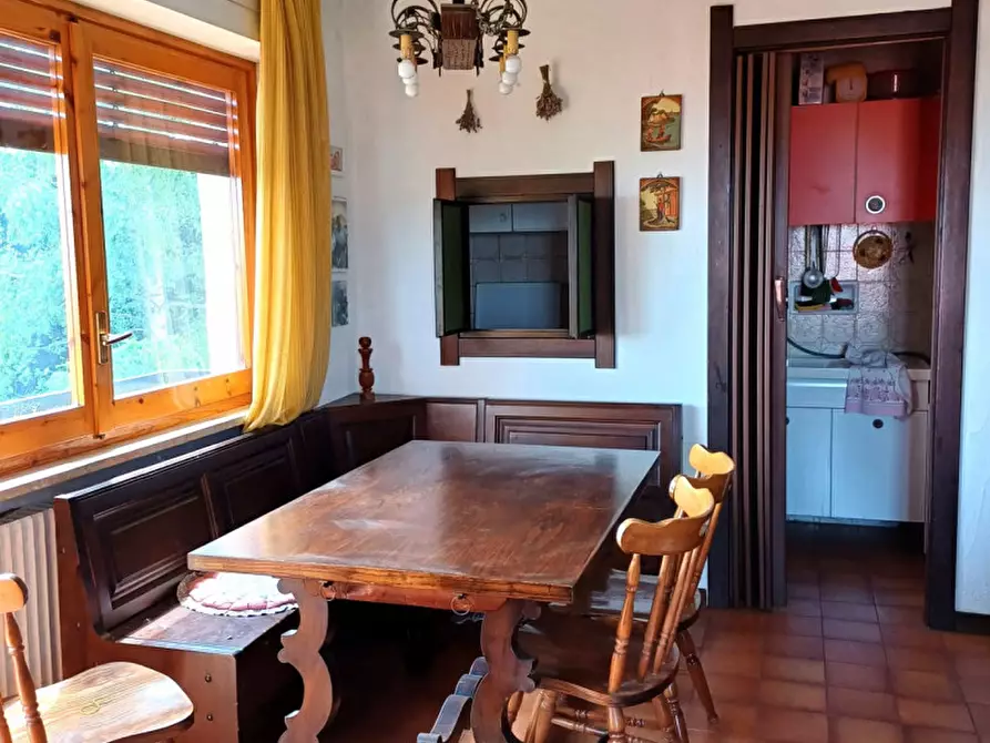 Immagine 9 di Appartamento in vendita  in Via dei a Viola