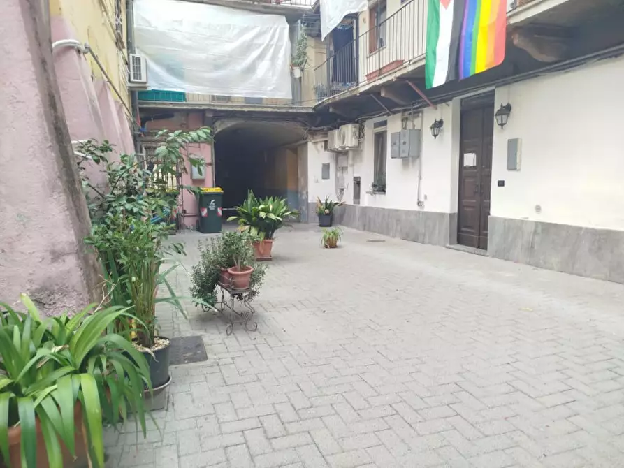 Immagine 3 di Negozio in vendita  in Via San Donato 29 a Torino