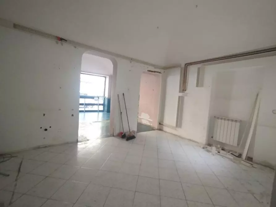 Immagine 7 di Negozio in vendita  in Via San Donato 29 a Torino