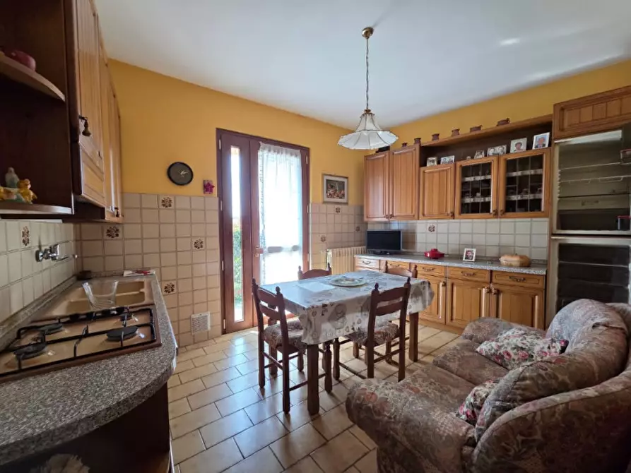 Immagine 13 di Casa indipendente in vendita  in Via Martignago a Ome