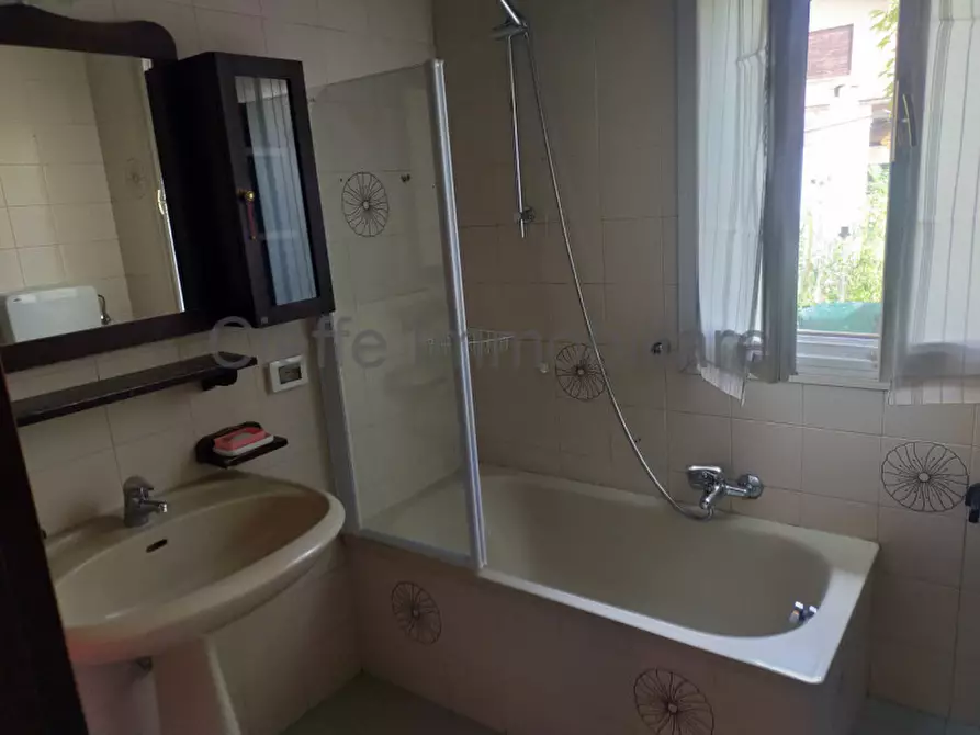 Immagine 7 di Casa indipendente in affitto  in VIA CAPIONI a Padova