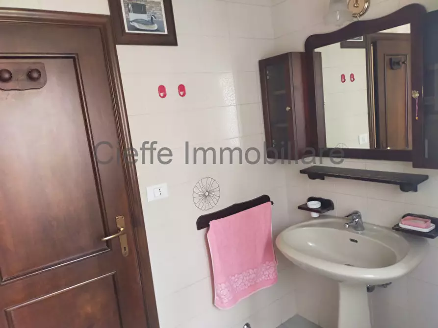 Immagine 8 di Casa indipendente in affitto  in VIA CAPIONI a Padova