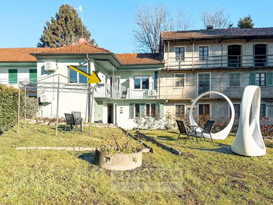 Immagine 13 di Appartamento in vendita  in pisogno via peroni 2 a Miasino