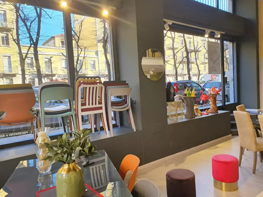 Immagine 14 di Negozio in affitto  in Corso Racconigi 26 a Torino