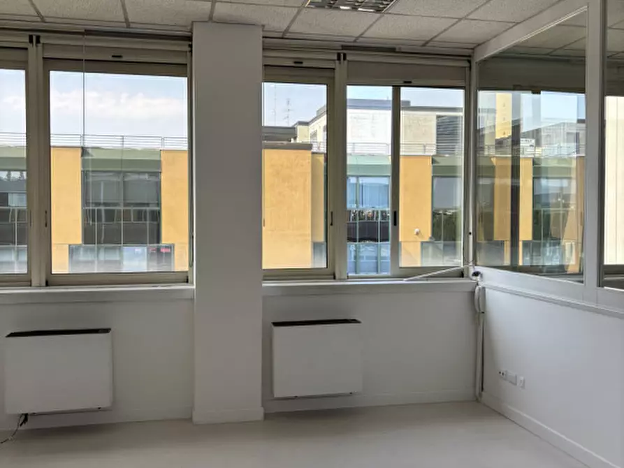 Immagine 10 di Ufficio in affitto  in Via della Croce Rossa a Padova