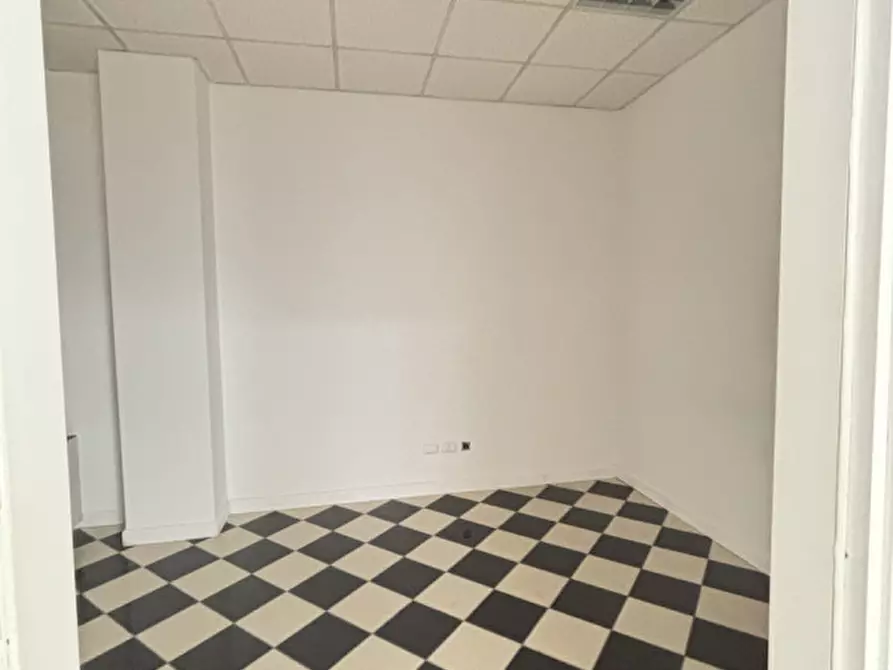 Immagine 18 di Ufficio in affitto  in Via della Croce Rossa a Padova