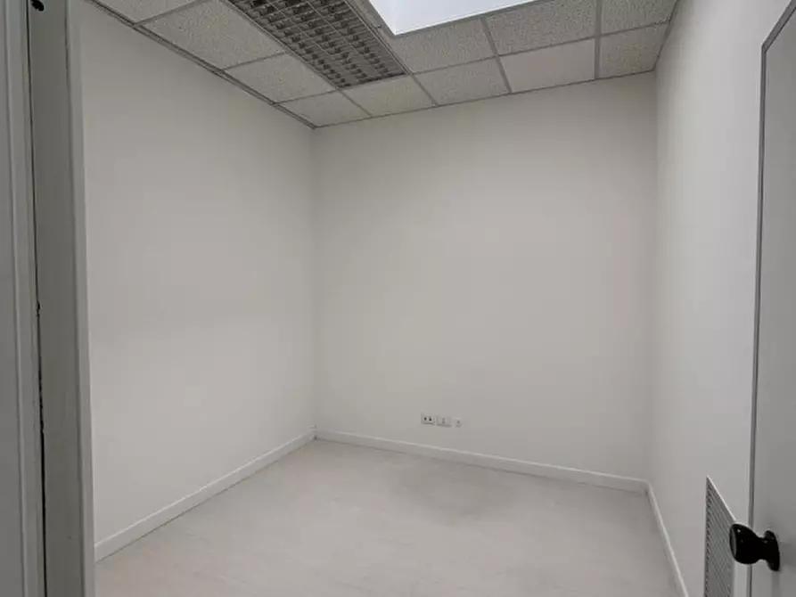 Immagine 26 di Ufficio in affitto  in Via della Croce Rossa a Padova