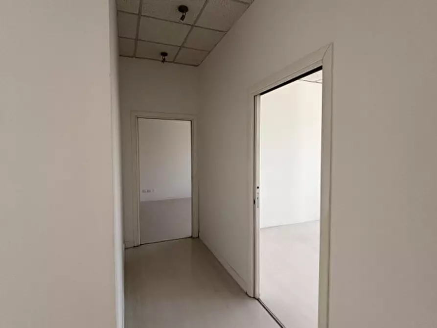 Immagine 28 di Ufficio in affitto  in Via della Croce Rossa a Padova