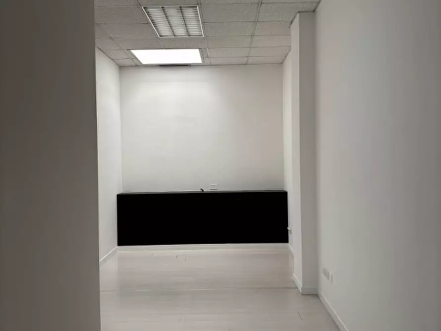 Immagine 29 di Ufficio in affitto  in Via della Croce Rossa a Padova