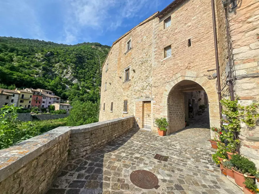 Immagine 1 di Casa indipendente in vendita  in Via Brancaleoni a Piobbico