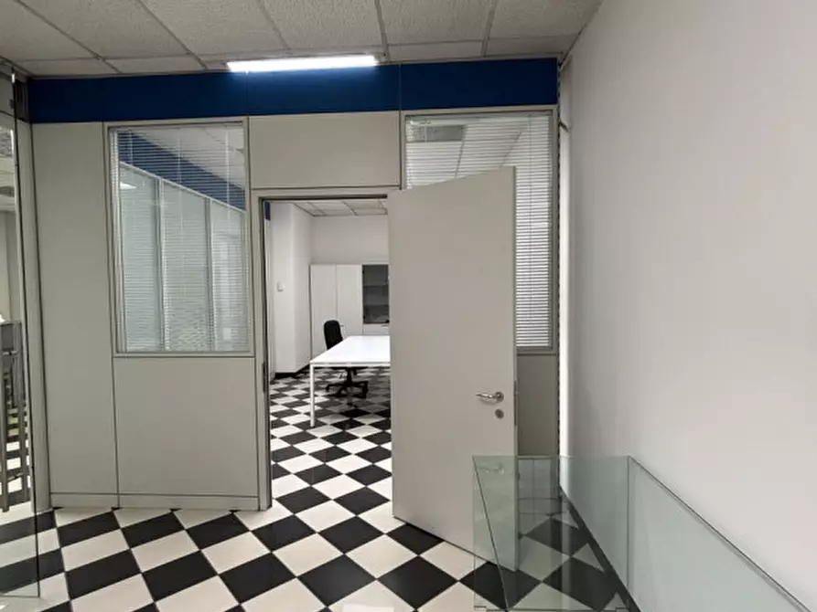 Immagine 13 di Ufficio in affitto  in Via della Croce Rossa a Padova