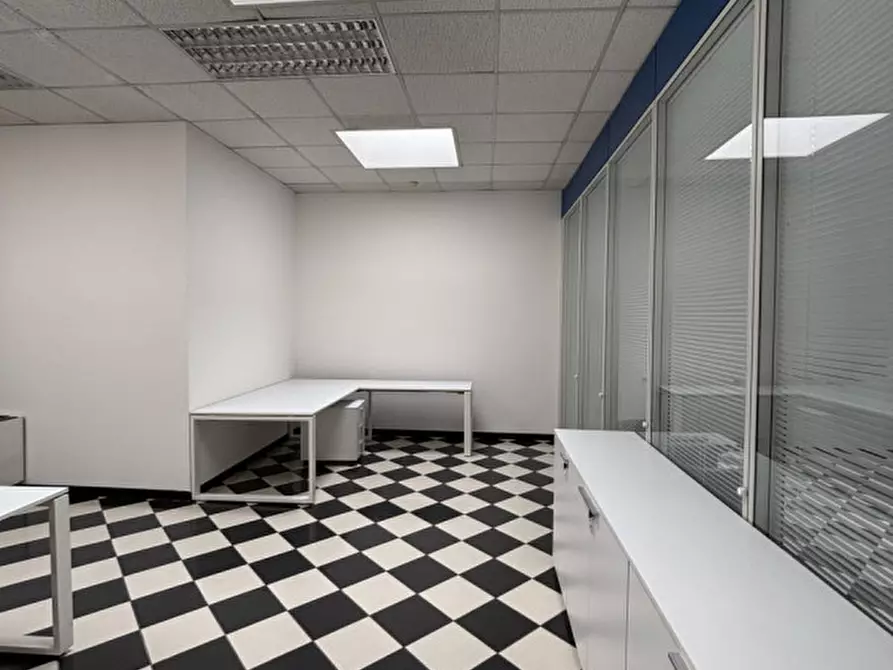 Immagine 24 di Ufficio in affitto  in Via della Croce Rossa a Padova