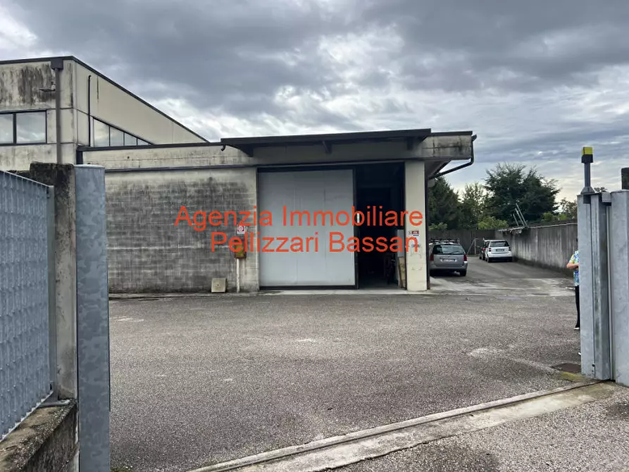 Immagine 6 di Capannone industriale in vendita  in VIA OBERDAN cornuda a Cornuda