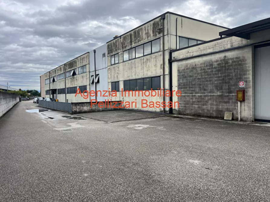 Immagine 7 di Capannone industriale in vendita  in VIA OBERDAN cornuda a Cornuda