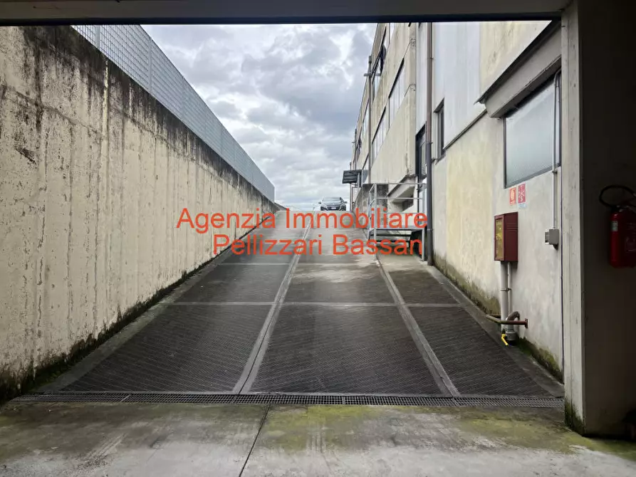 Immagine 10 di Capannone industriale in vendita  in VIA OBERDAN cornuda a Cornuda