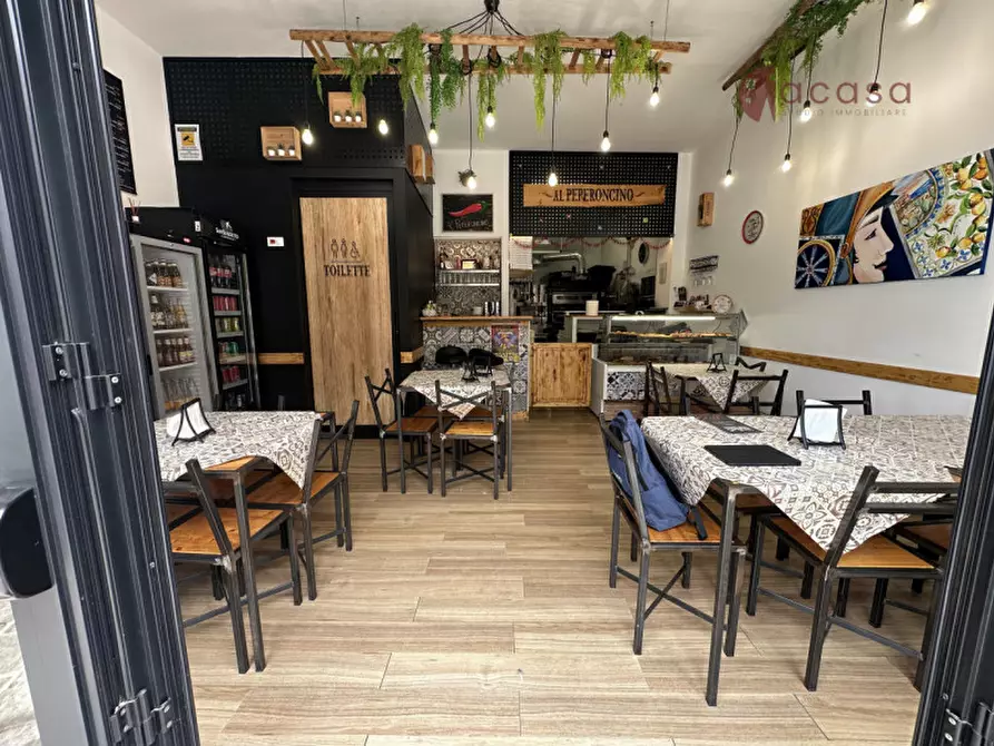 Immagine 2 di Attività commerciale in vendita  in Via Alcide De Gasperi 26 a Lascari