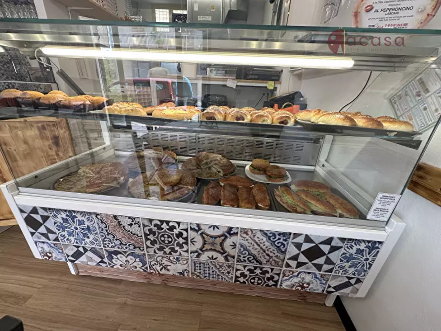 Immagine 5 di Attività commerciale in vendita  in Via Alcide De Gasperi 26 a Lascari