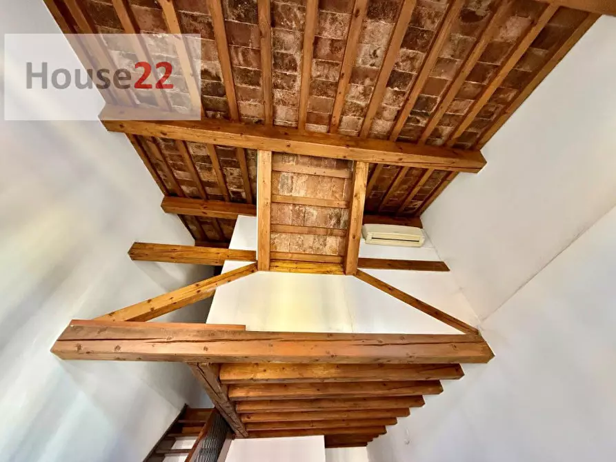 Immagine 23 di Appartamento in vendita  in Piazza dei Signori a Vicenza