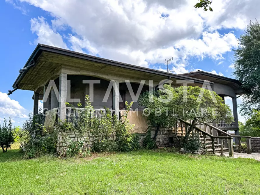 Immagine 4 di Villa in vendita  in Via Case Nuove a Bedizzole