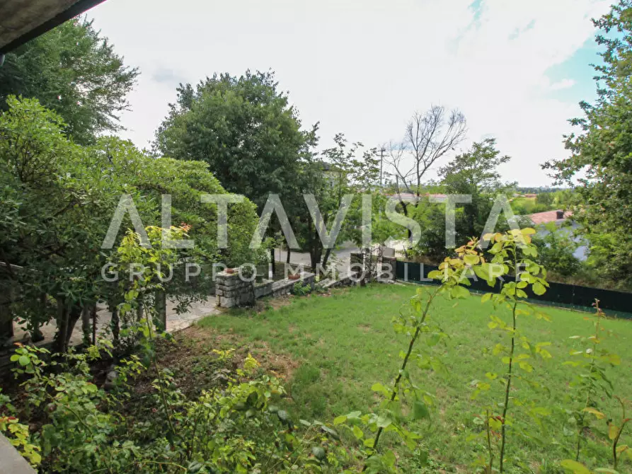 Immagine 14 di Villa in vendita  in Via Case Nuove a Bedizzole