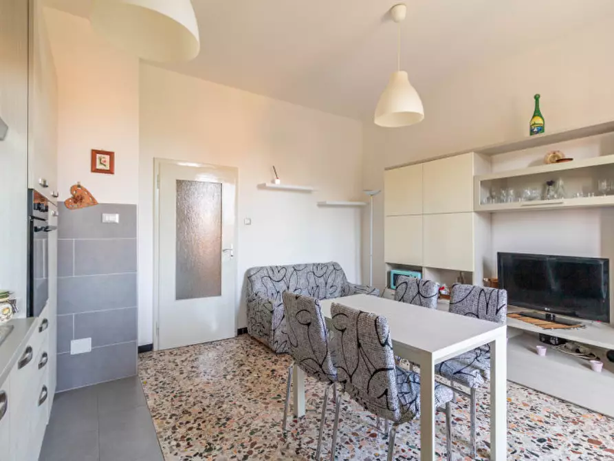 Immagine 5 di Appartamento in vendita  in Via Isonzo a Casalecchio Di Reno