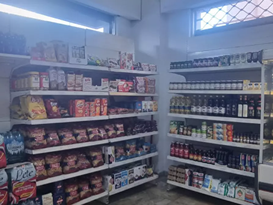 Immagine 11 di Attività commerciale in vendita  in Via Risorgimento,N°101-103 a Milazzo