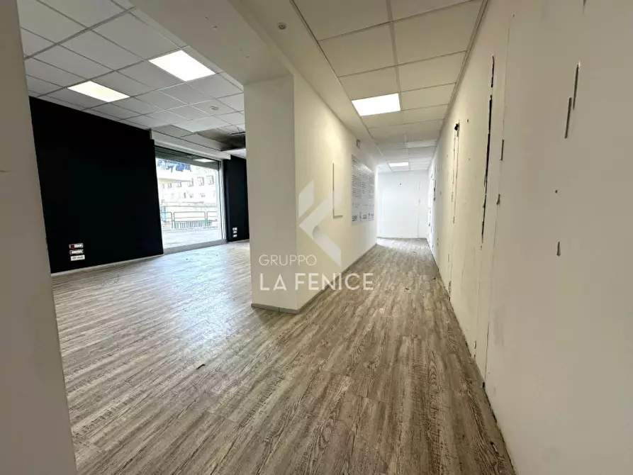 Immagine 16 di Negozio in vendita  in Via della Resistenza 54a a Martina Franca