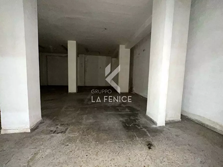 Immagine 35 di Negozio in vendita  in Via della Resistenza 54a a Martina Franca