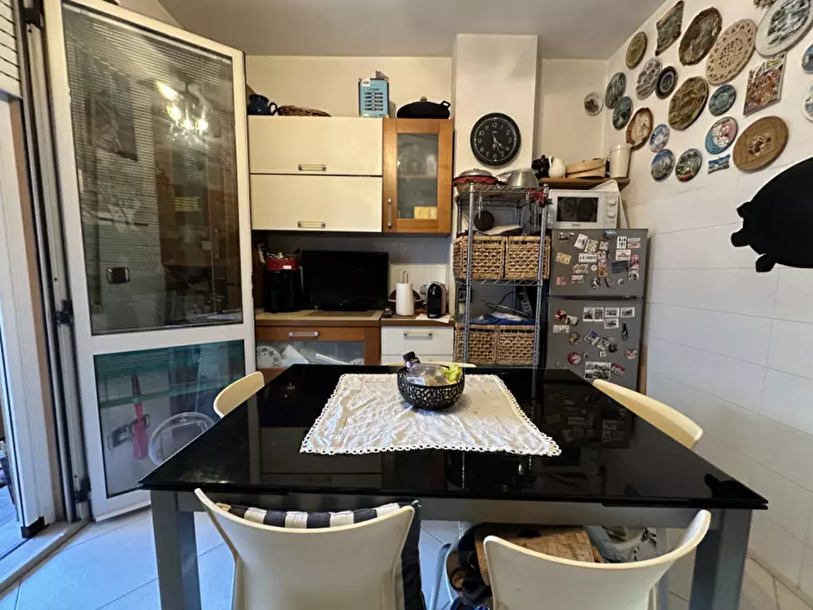 Immagine 9 di Appartamento in vendita  a Senigallia