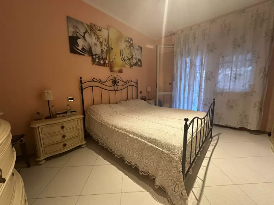 Immagine 12 di Appartamento in vendita  a Senigallia