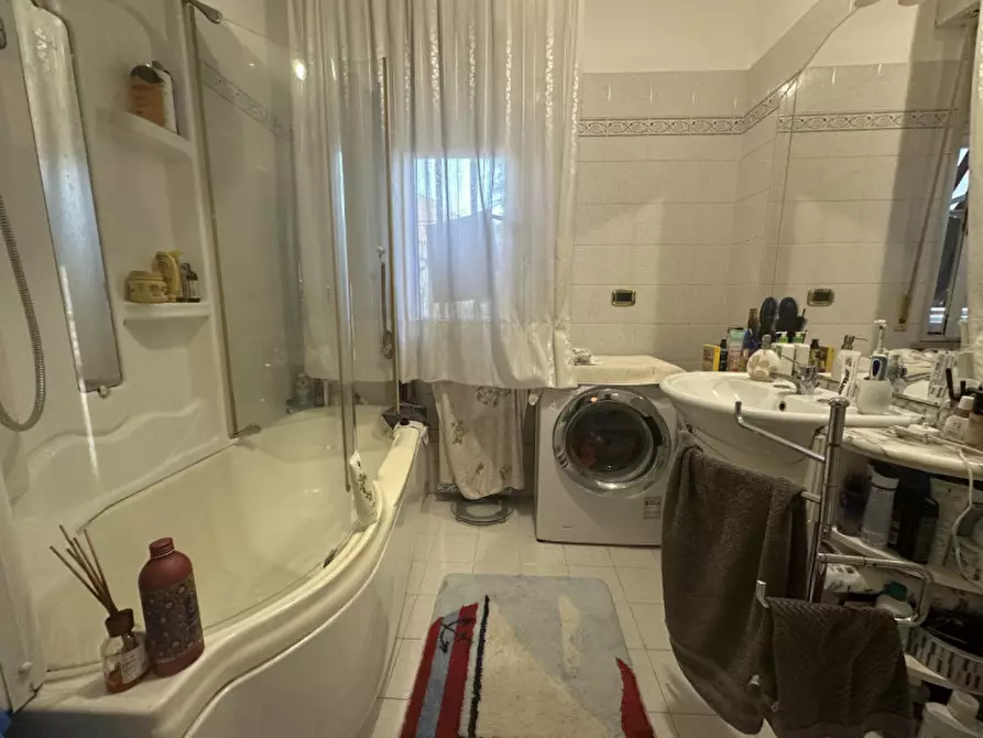 Immagine 14 di Appartamento in vendita  a Senigallia