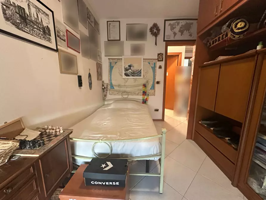 Immagine 17 di Appartamento in vendita  a Senigallia